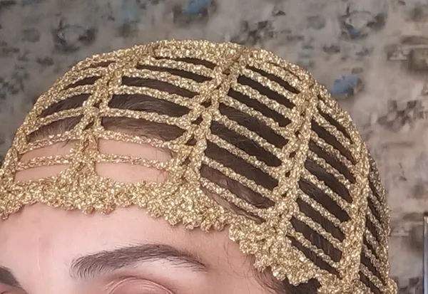 Əl ilə yoxunmiş yay  papağı 2