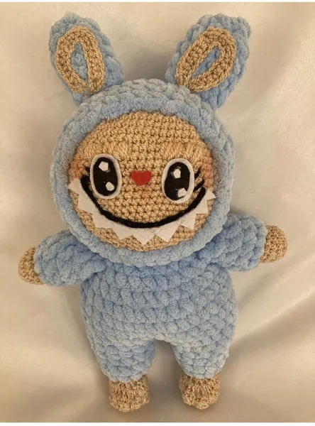 Amigurumi labubu 3