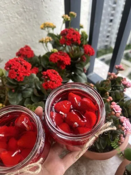 Strawberry candle 🍓