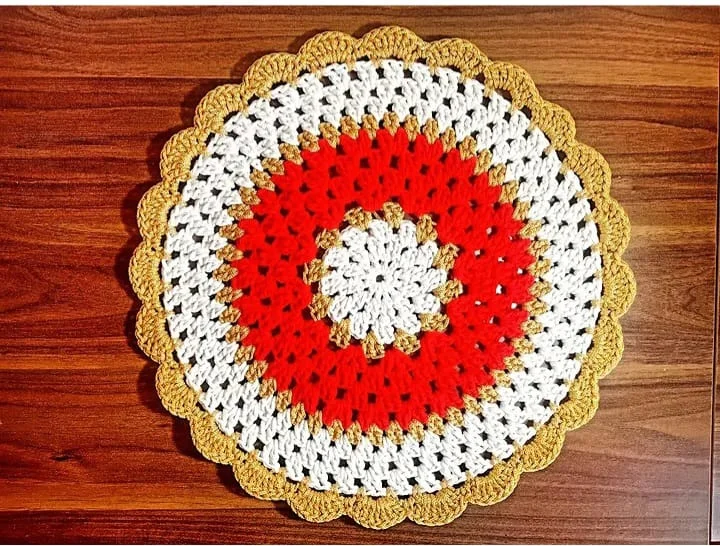 əl işi boşqab altlığı