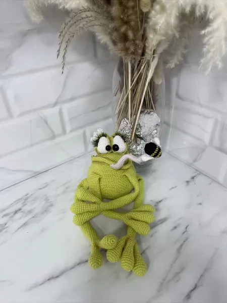 Əl ilə toxunmuş Qurbağa 4