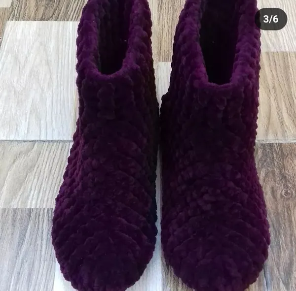 Knitted boots 5
