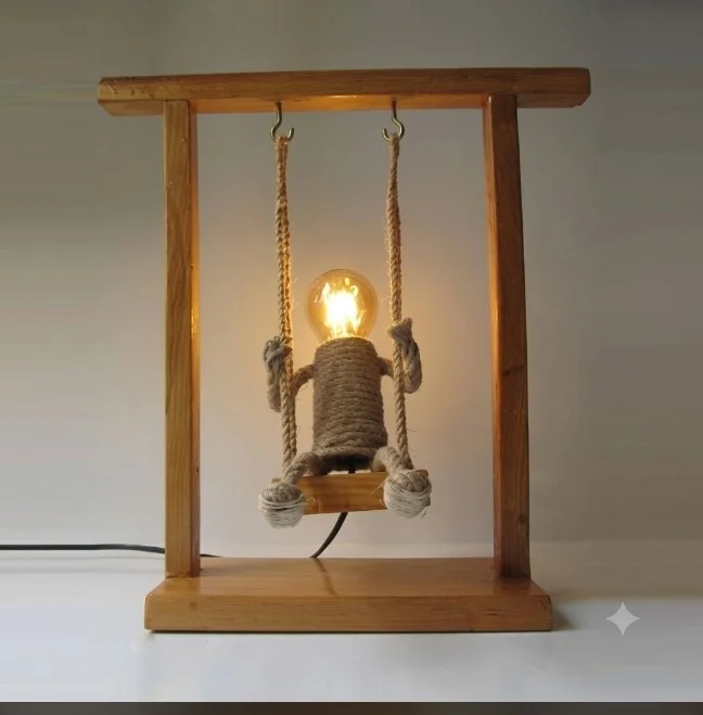 Dekorativ masa üstü lampa   