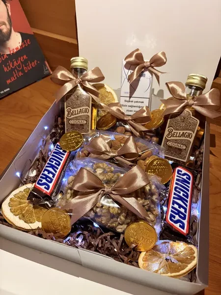 Hədiyyə qutuları 🎁✨