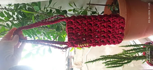 Knitted phone bag 1