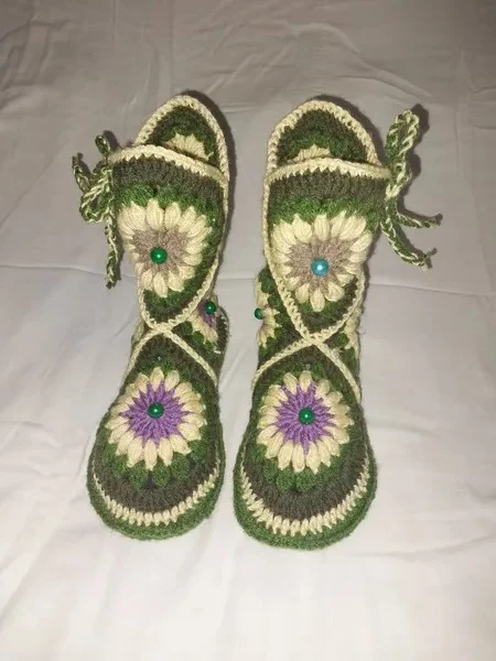 Toxunma altı keçəli patik