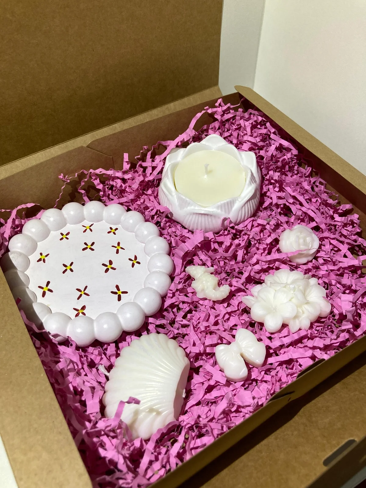 Ağ giftbox