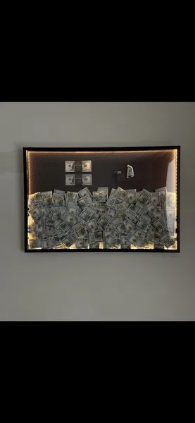 Premium Money Frame 2