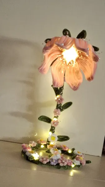 Dekrativ lampa  1