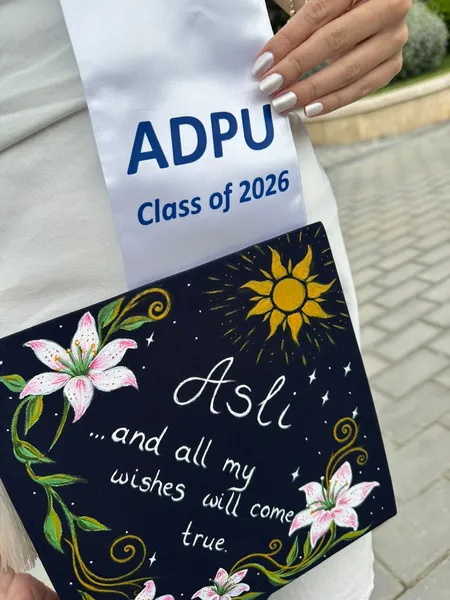 Akrilik işlənmiş məzun kepi  4